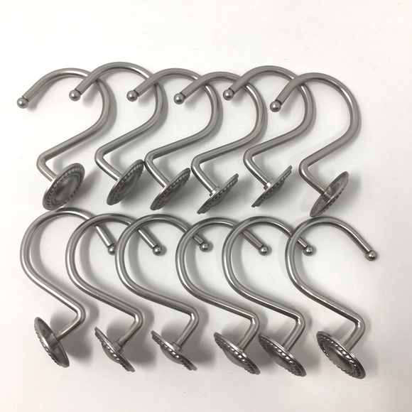 Set of 12 Brushed Nickel Round Medallion Shower Curtain Hooks - Picture 10 of 16